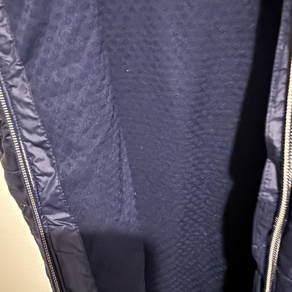 New Balance® for J.Crew vest Medium Navy Blue Warm Layer Running Hiking Camp - Picture 6 of 11